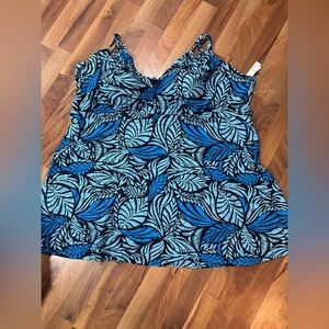 Swimsuits For All Aqua and Black Leaf Pattern Swimsuit
